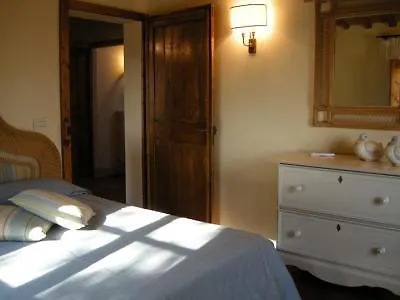 Pratello Country Country house