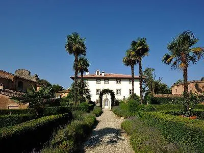 Pratello Country Ghizzano